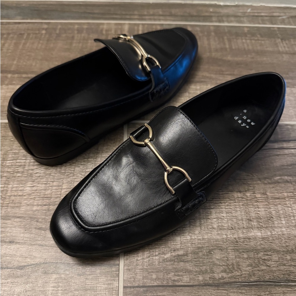 Women’s Black Loafers